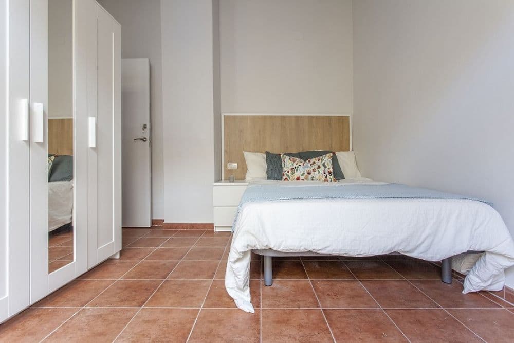 Private room in Valencia photo 3