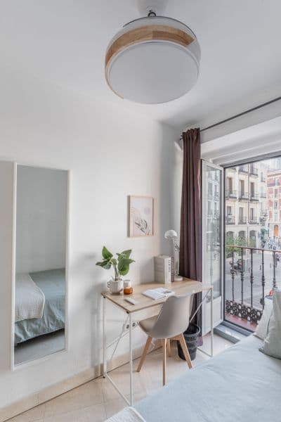 Private room in Madrid photo 4
