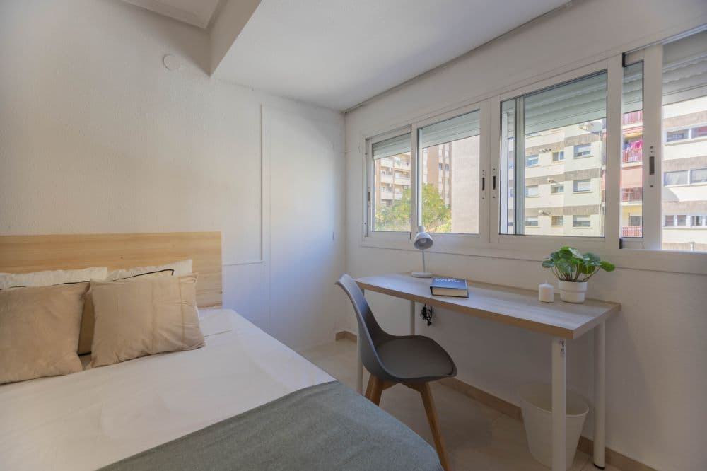 Private room in Valencia photo 4