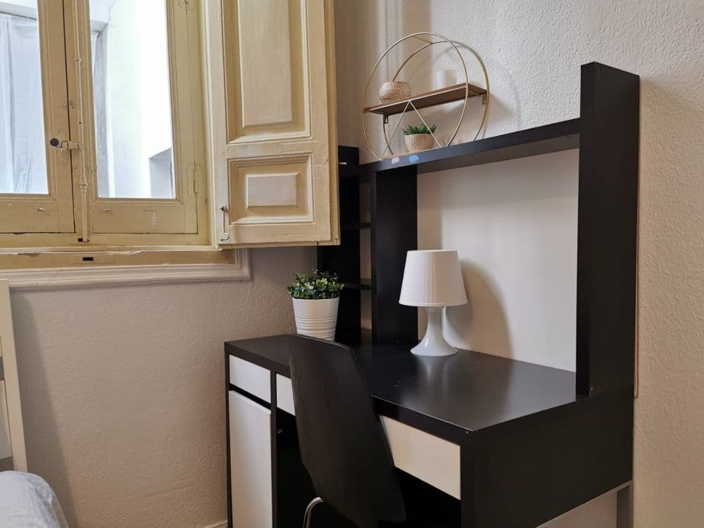 Private room in Madrid photo 5