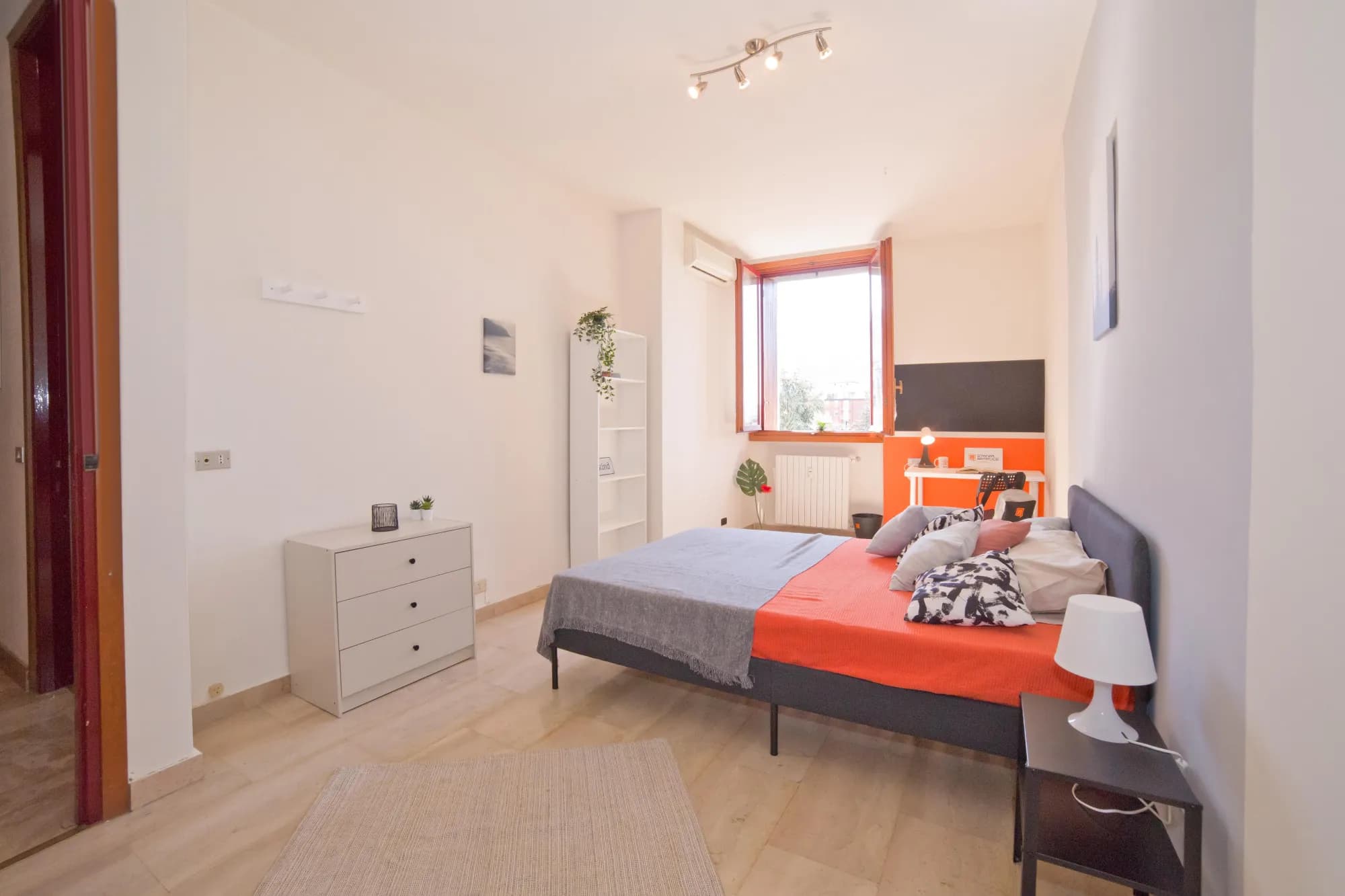 Habitación privada en Lecco photo 2