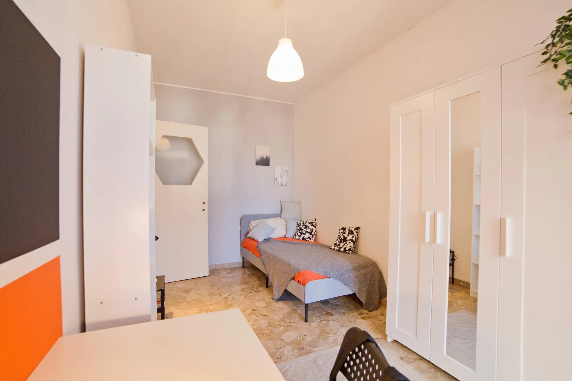 Habitación privada en Lecco photo 3