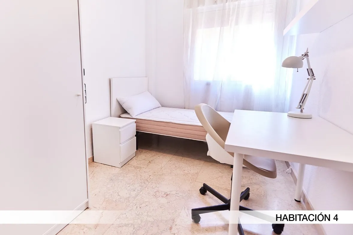 Habitación privada en Seville photo 3