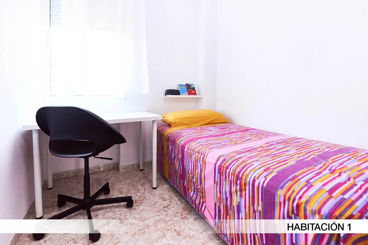 Habitación privada en Seville photo 2